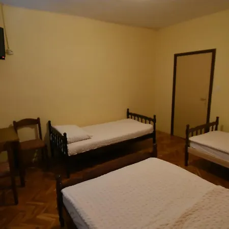 Gasthof Pansion Vanga